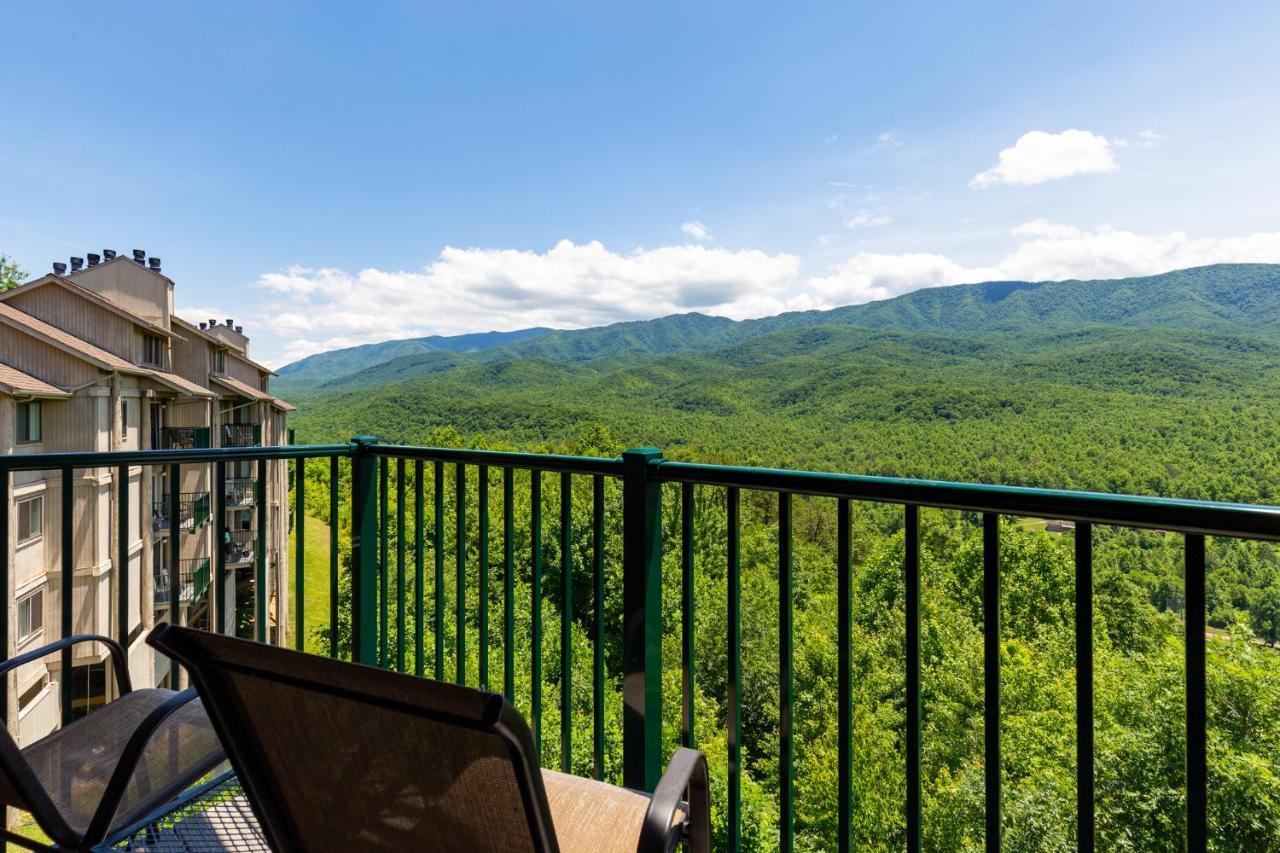 Deer Ridge Mountain C202 Apartment Gatlinburg