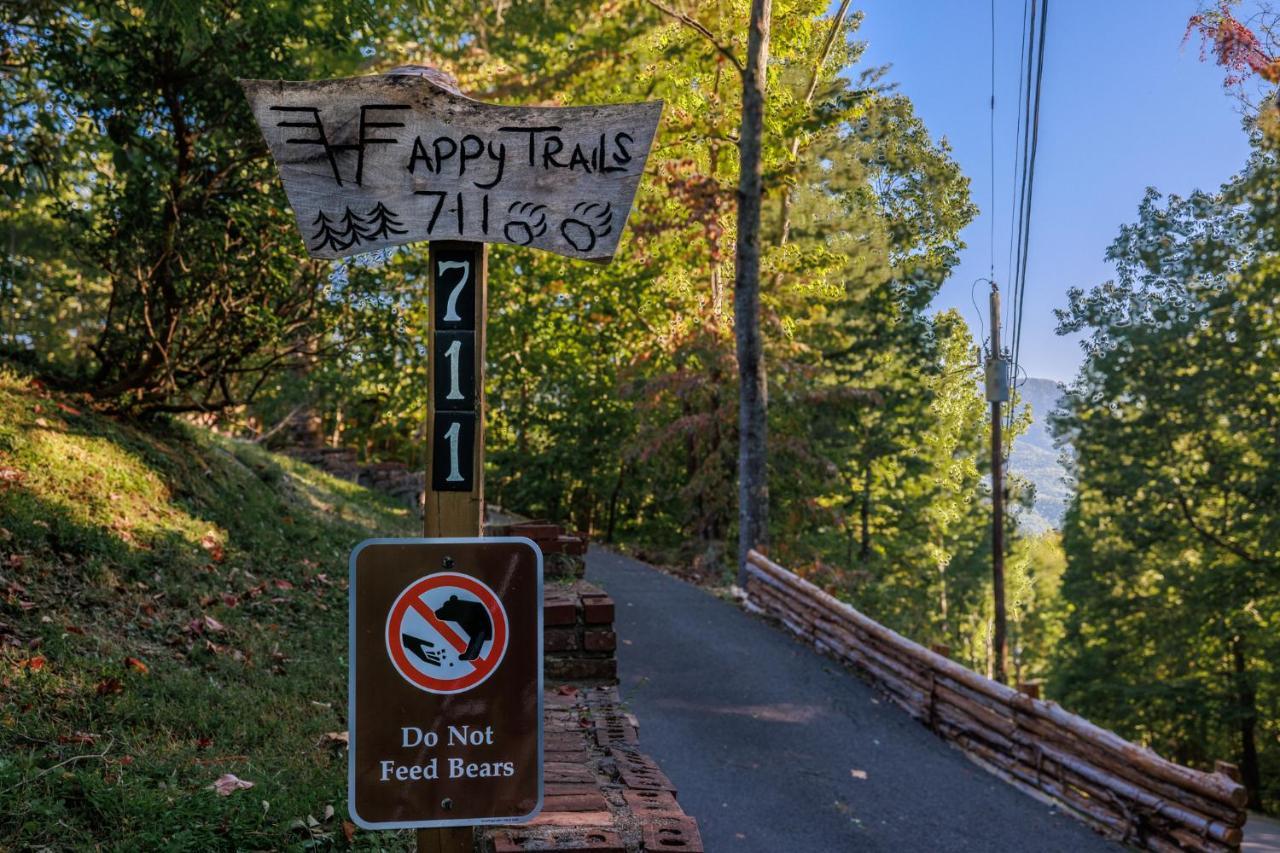Happy Trails - Cobbly Nob *
