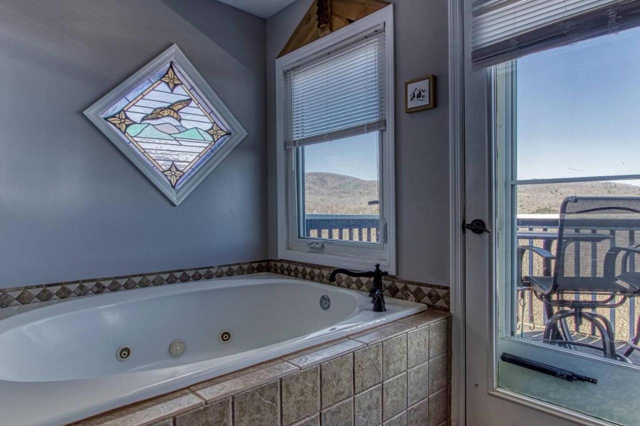 2 Master - Phenomenal Views - Alpine Summit Holiday home Gatlinburg