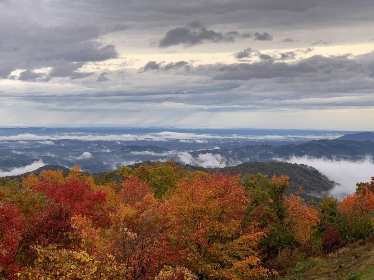 2 Master - Phenomenal Views - Alpine Summit * Gatlinburg