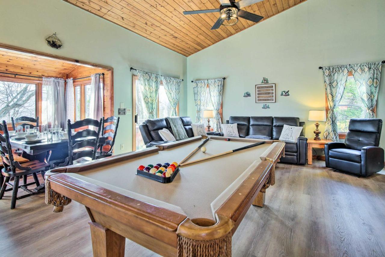 Holiday home Mountain With Hot Tub, Deck And Games