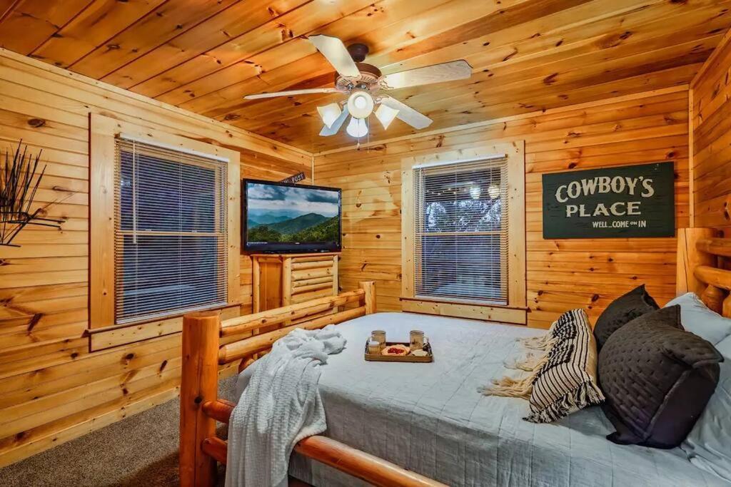 Stunning Mountain W/ Views Gatlinburg