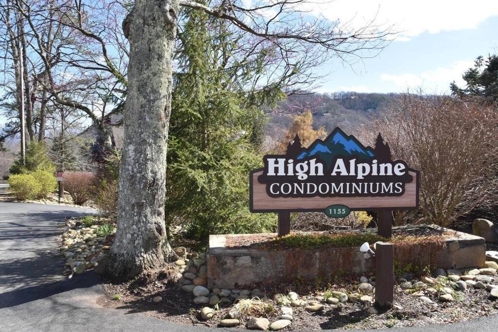 Apartment Cozy Mountain Getaway! Mountain Views! 2 Bed, 2 Bath, Sleeps 6