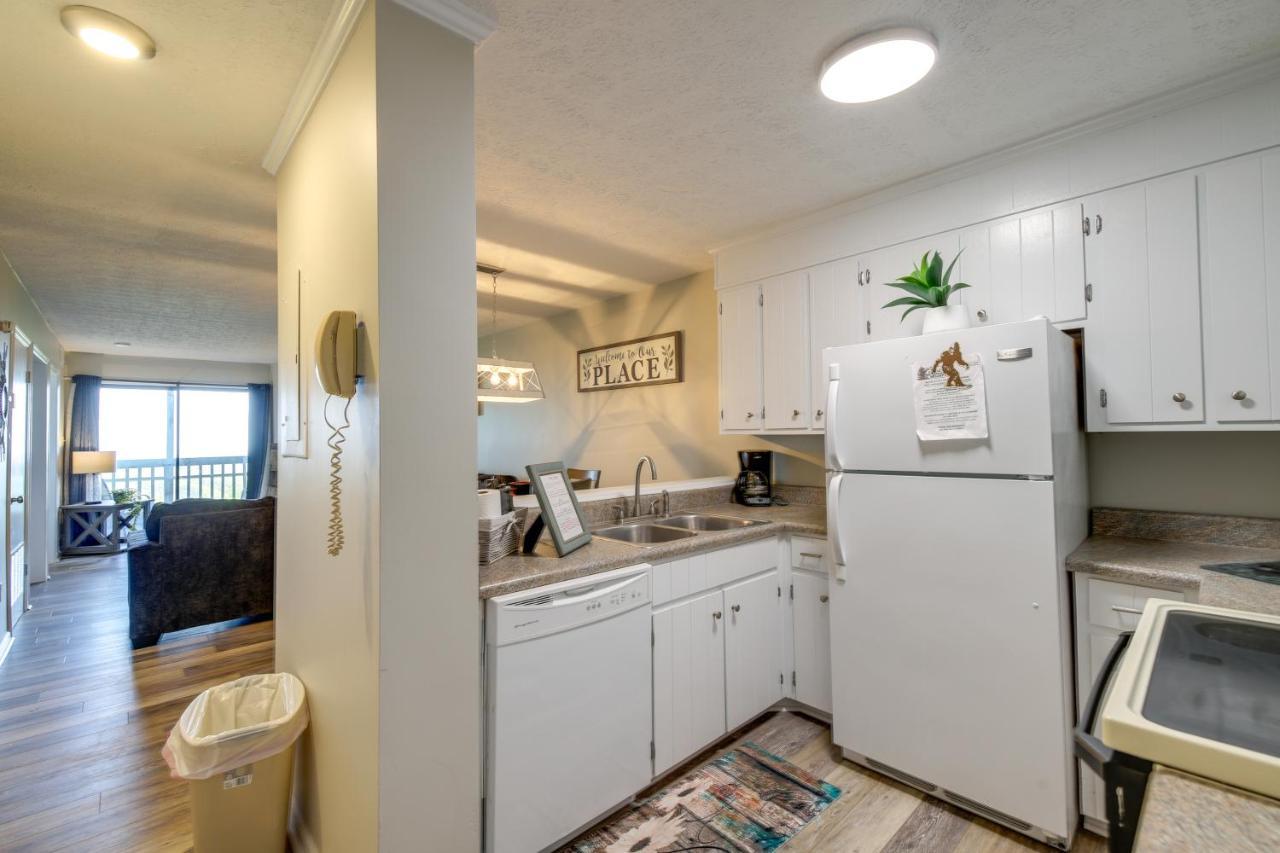 Apartment Cozy With Pool Access! *