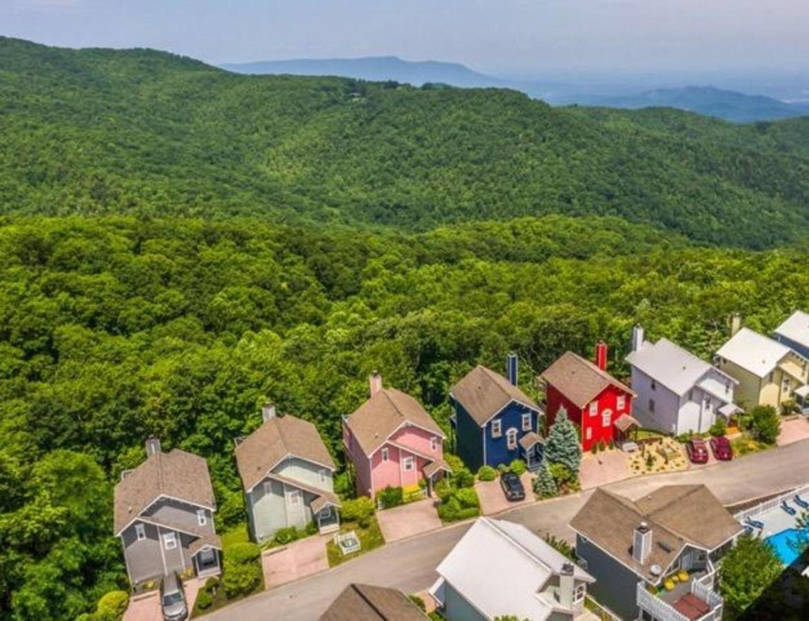 2 Master - Phenomenal Views - Alpine Summit Gatlinburg