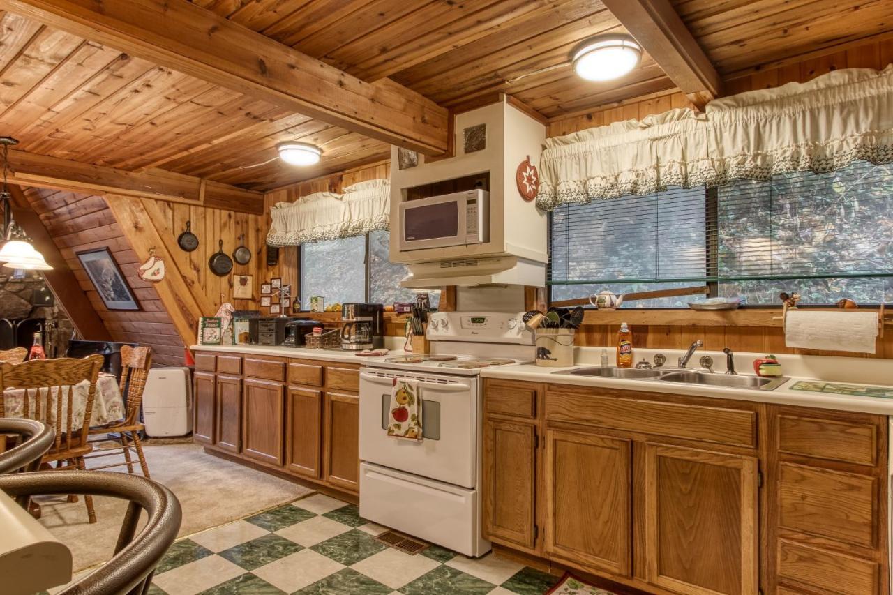 Chalet Mountain Springs *