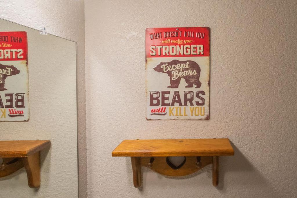 Sasquatch A Sleeps 12 Holiday home