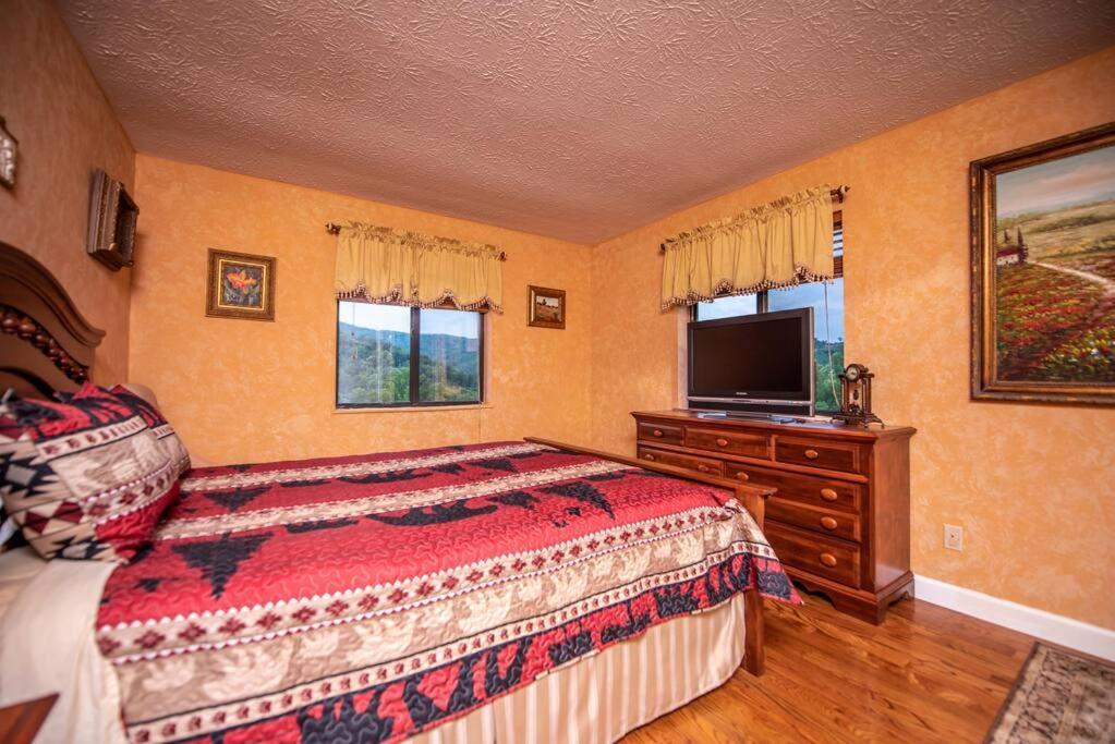 & Mountain View 5 Mins From Downtown Apartment