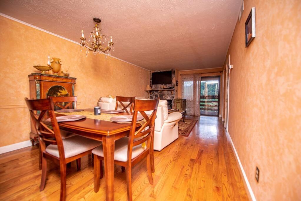 & Mountain View 5 Mins From Downtown Apartment Gatlinburg