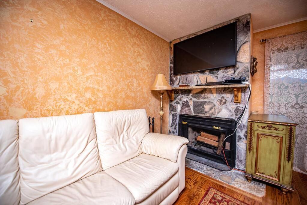 & Mountain View 5 Mins From Downtown * Gatlinburg