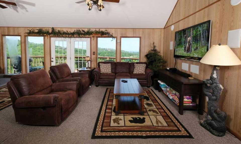 Holiday home A Tram View Scenic Mountain Views And The Historic Cable Tram Pass By *