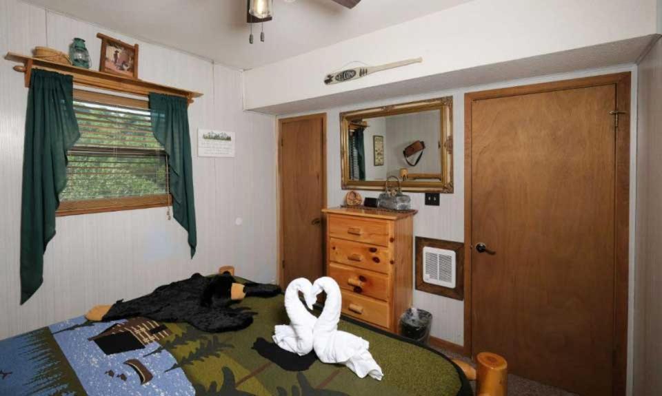 Holiday home A Tram View Scenic Mountain Views And The Historic Cable Tram Pass By