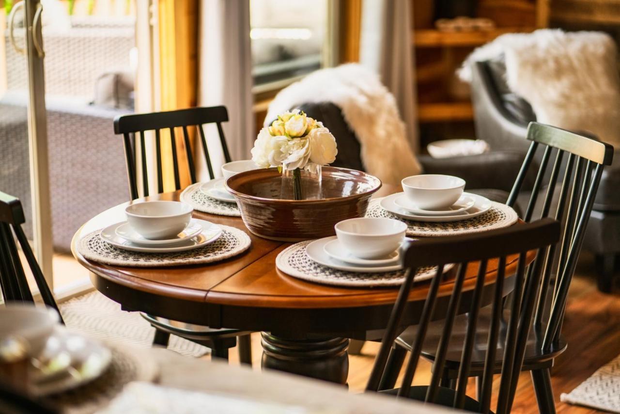Chalet Mountainside - New Luxury Cabin-fire Table-hot Tub-3 Pools-ps5-bears *
