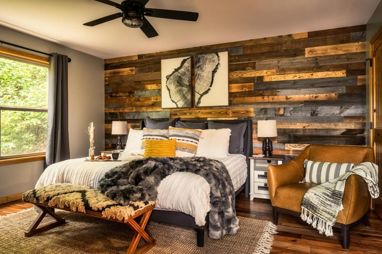 Mountainside - New Luxury Cabin-fire Table-hot Tub-3 Pools-ps5-bears Chalet *