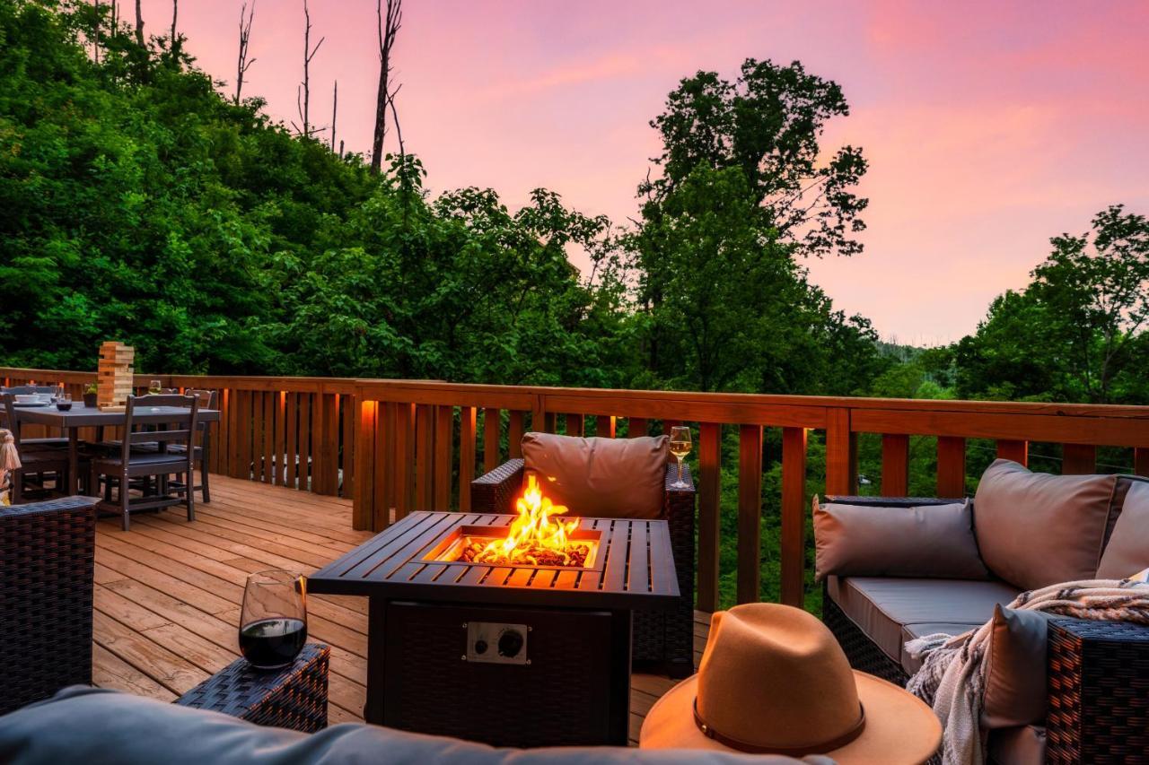 Mountainside - New Luxury Cabin-fire Table-hot Tub-3 Pools-ps5-bears