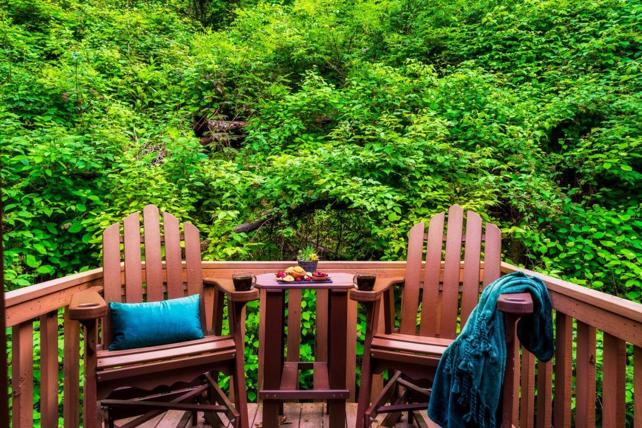 Mountainside - New Luxury Cabin-fire Table-hot Tub-3 Pools-ps5-bears Chalet Gatlinburg