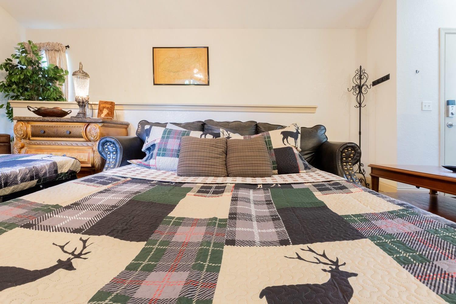 Sasquatch Cde Sleeps 35 Holiday home Gatlinburg