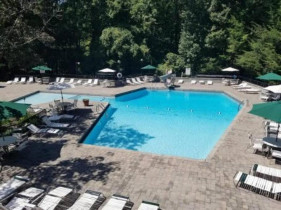 Mountain Springs * Gatlinburg
