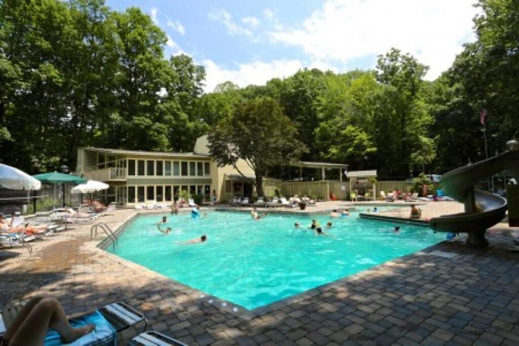 Chalet Mountain Springs *