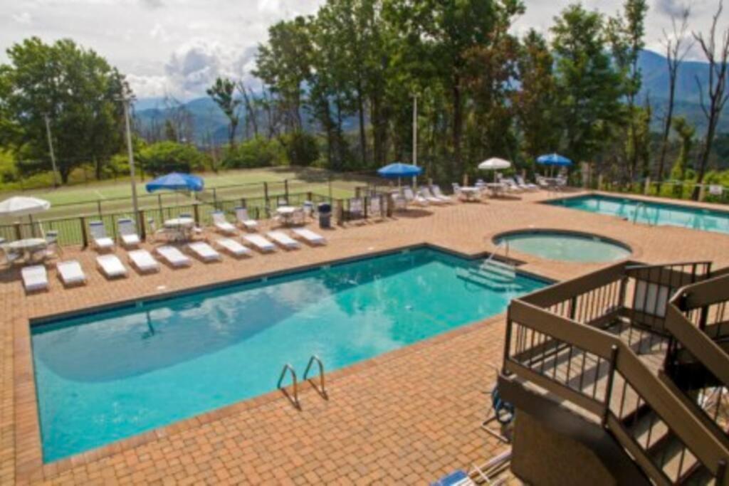 Mountain Springs Chalet Gatlinburg