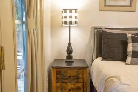Holiday home G Sasquatch Sleeps 13