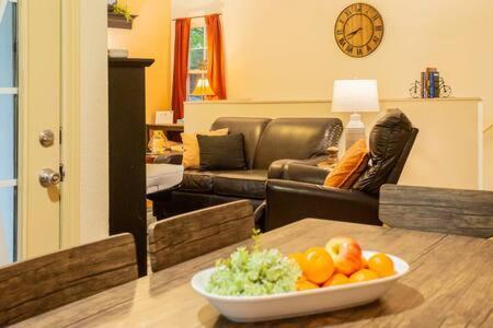 Holiday home G Sasquatch Sleeps 13