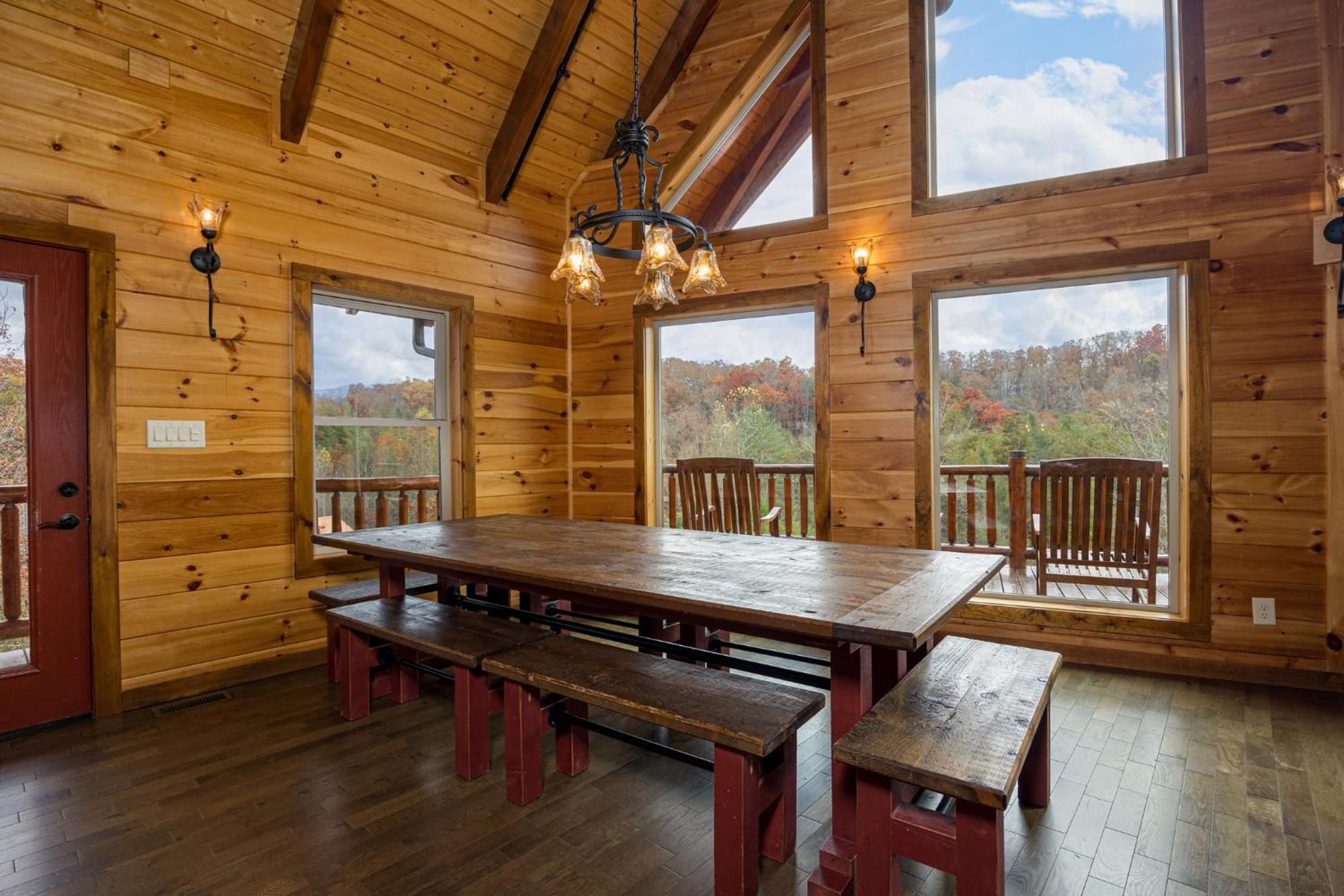 Ridge View Nature And Mountain View - Hot Tub - Firepit - Yard - Games Holiday home Gatlinburg