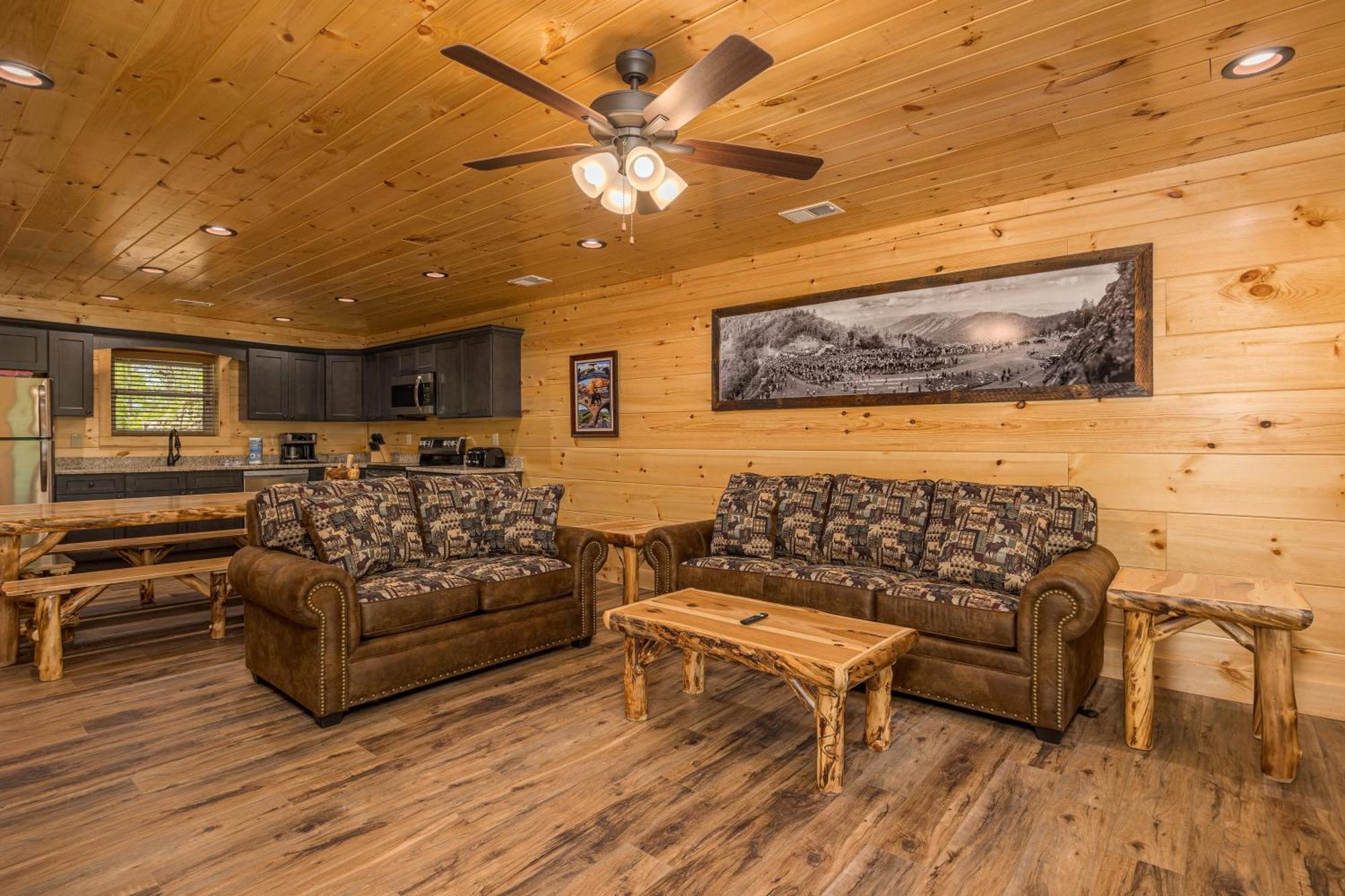 Hidden Gem For Up To 10 With Wi-fi, Game Room, Hot Tub And Swim Spa, Close To Town, Private * Gatlinburg