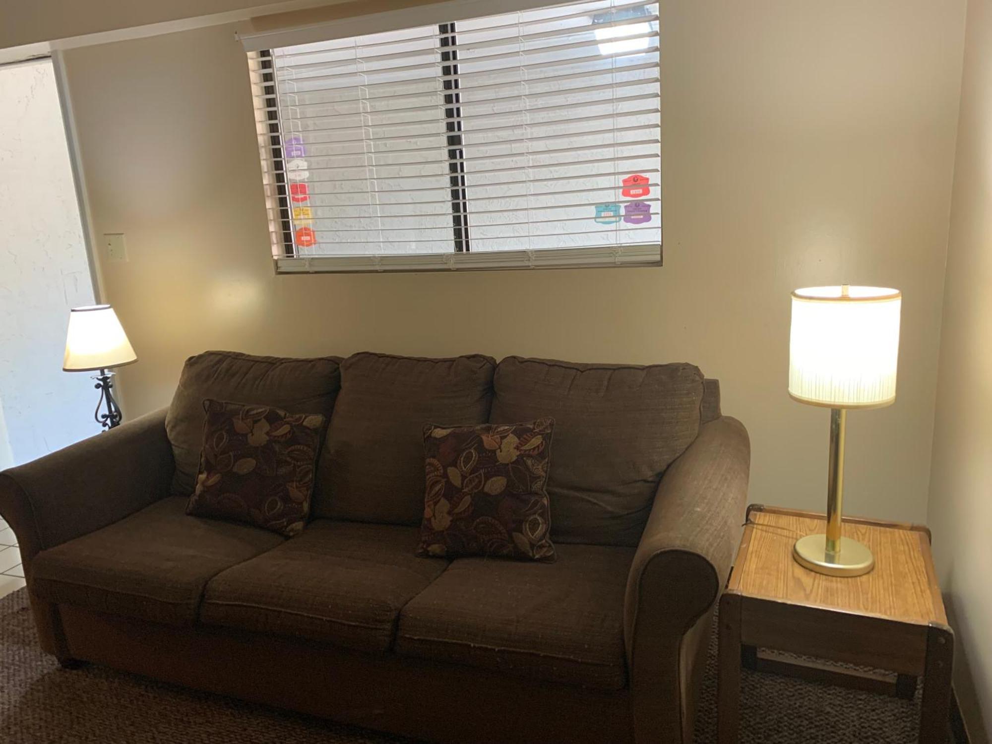 Oak Square 2*