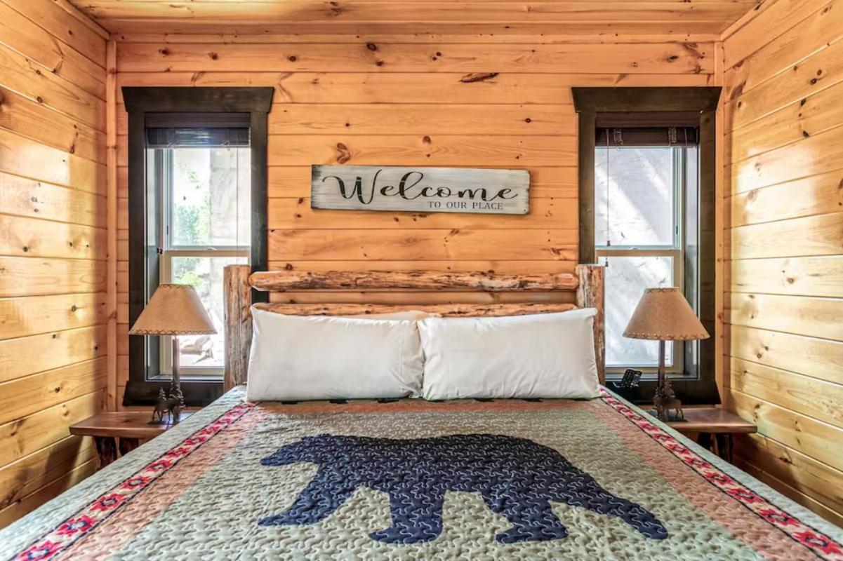 The Big Willow Retreat By Stony Brook Holiday home Gatlinburg