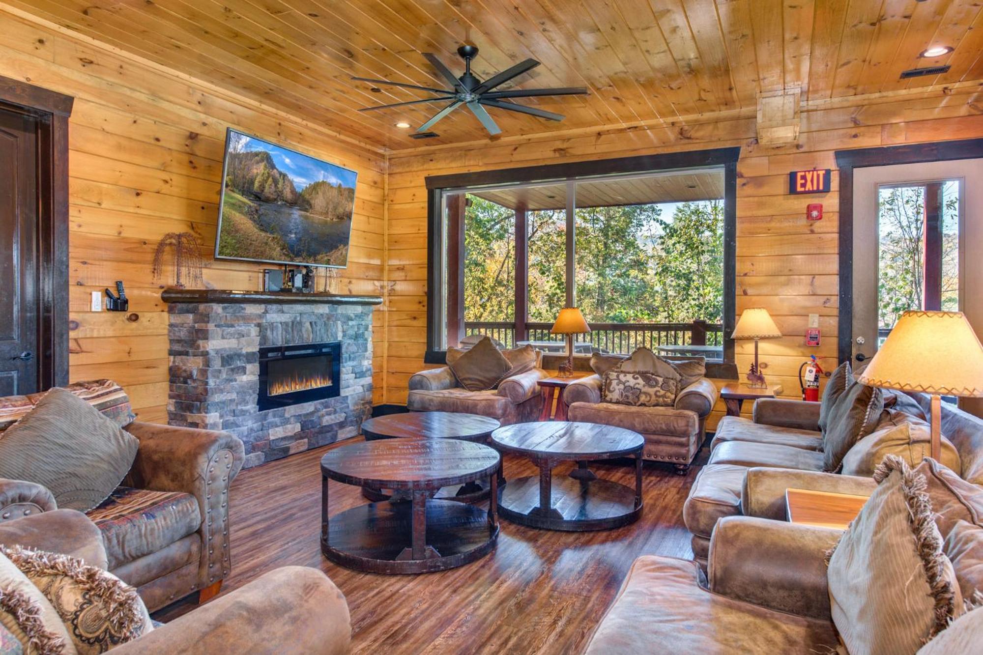 The Big Willow Retreat By Stony Brook *