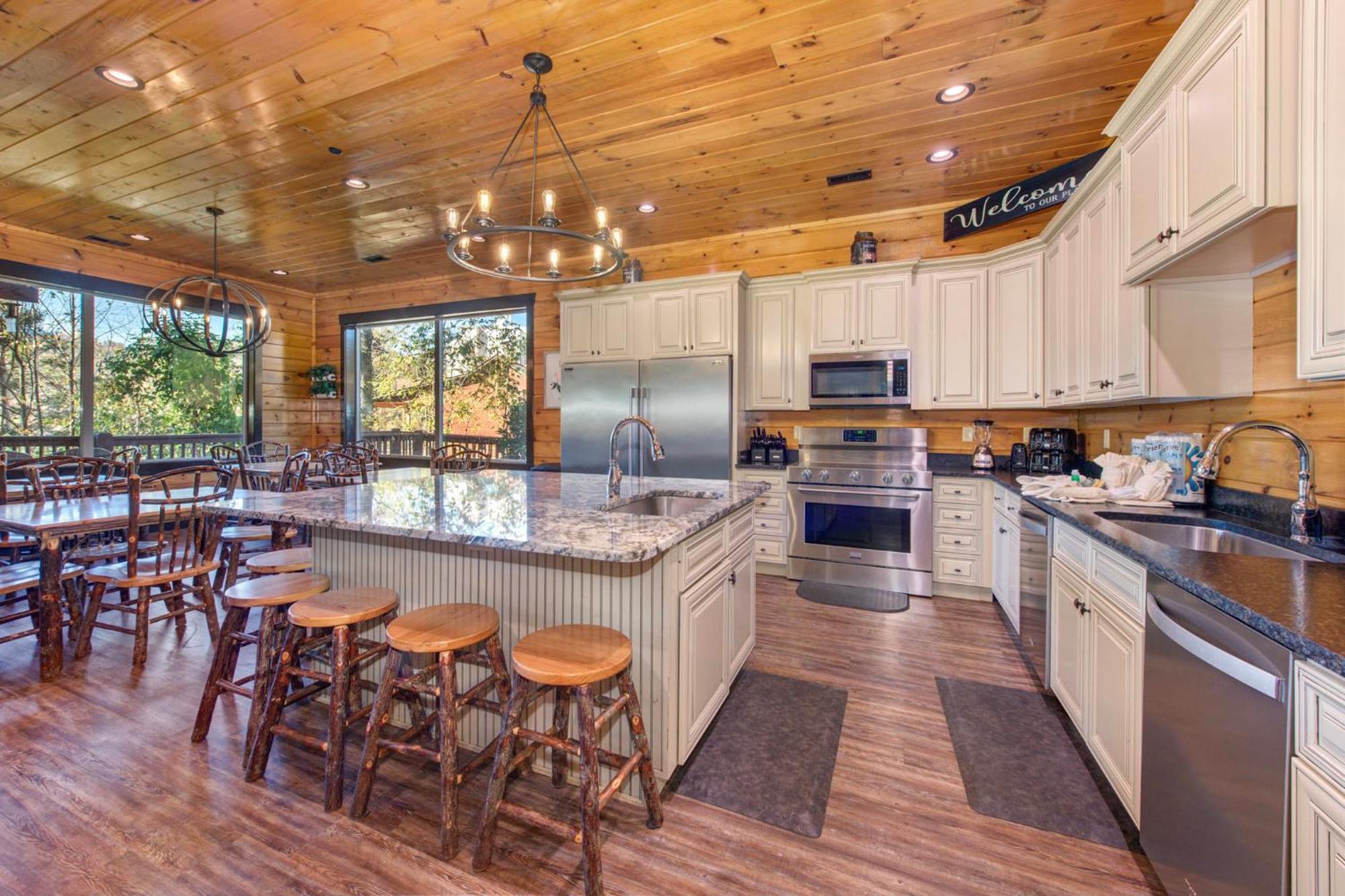 The Big Willow Retreat By Stony Brook *
