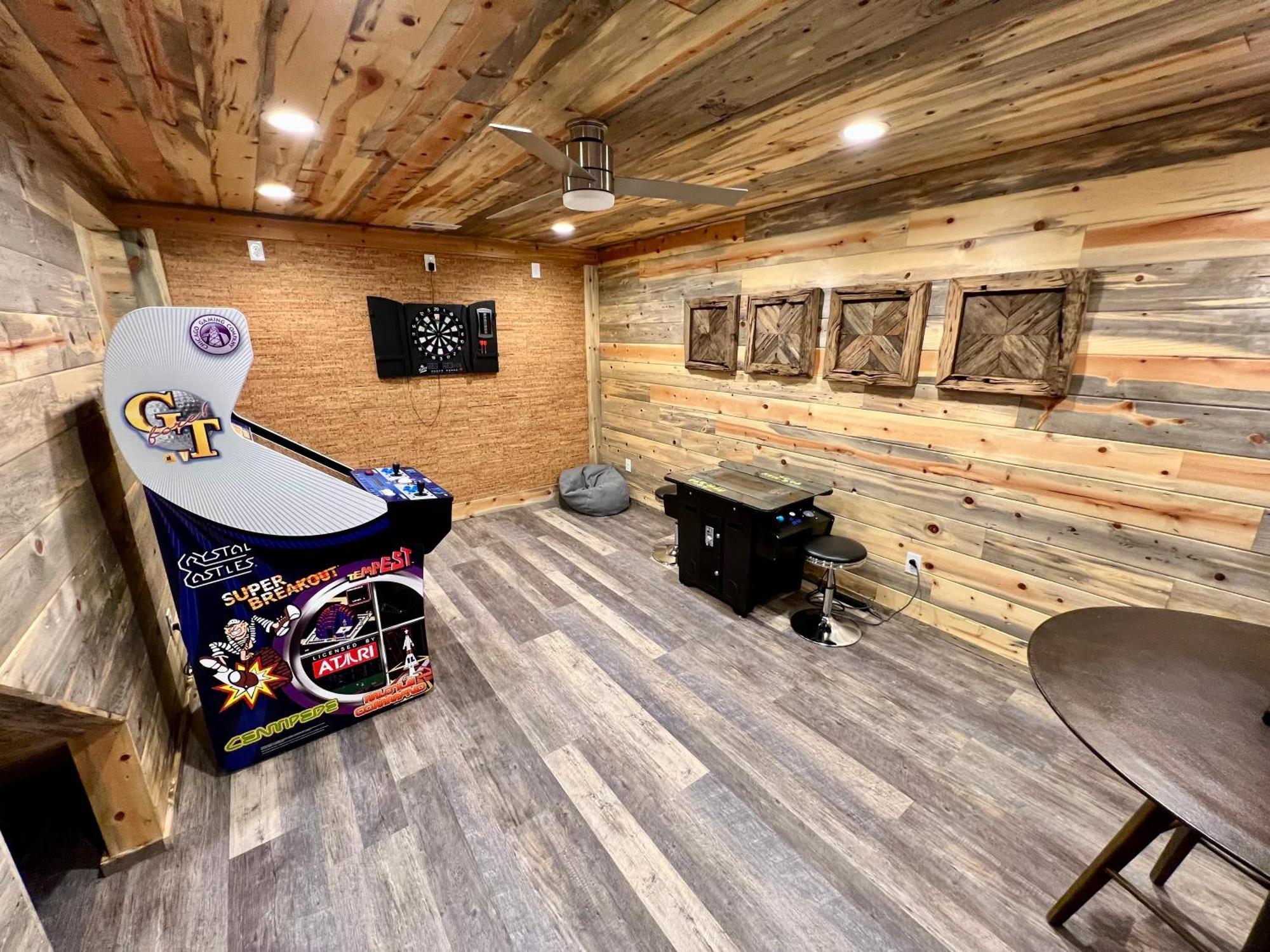 Experience Luxury At Smoky Mountain Hideaway, Just 5 Miles From Downtown