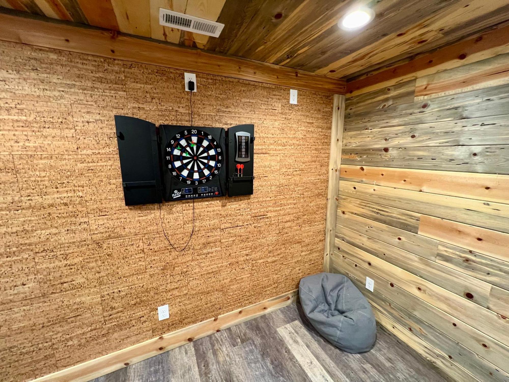 Experience Luxury At Smoky Mountain Hideaway, Just 5 Miles From Downtown * Gatlinburg