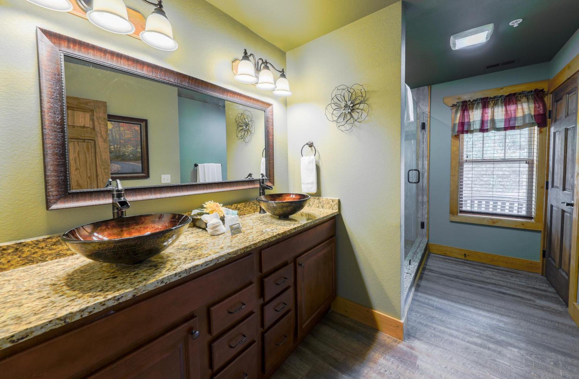 Chalet Lap Of Luxury By Eden Crest *