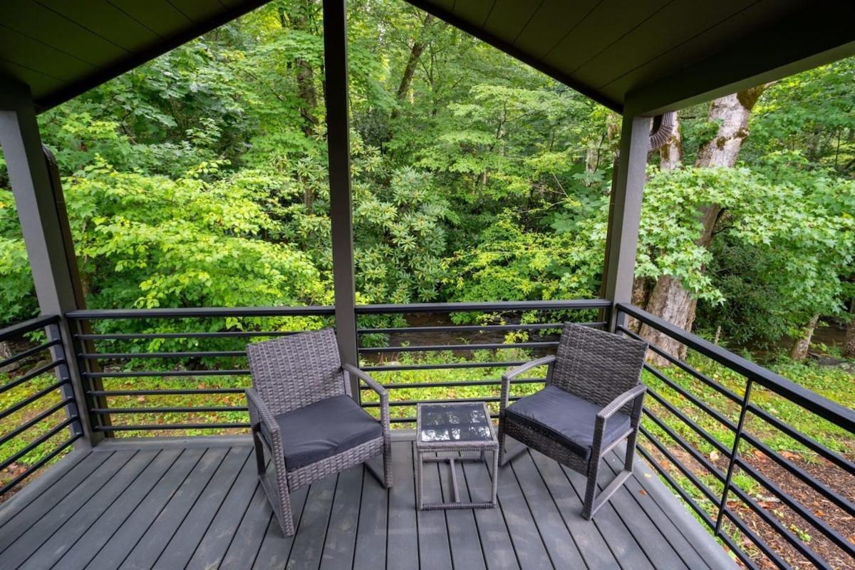 Creekside Modern Tiny - Firepit - Racoon * Gatlinburg