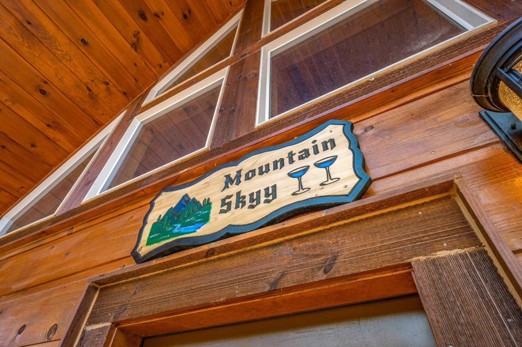 Mountain Skyy Holiday home *