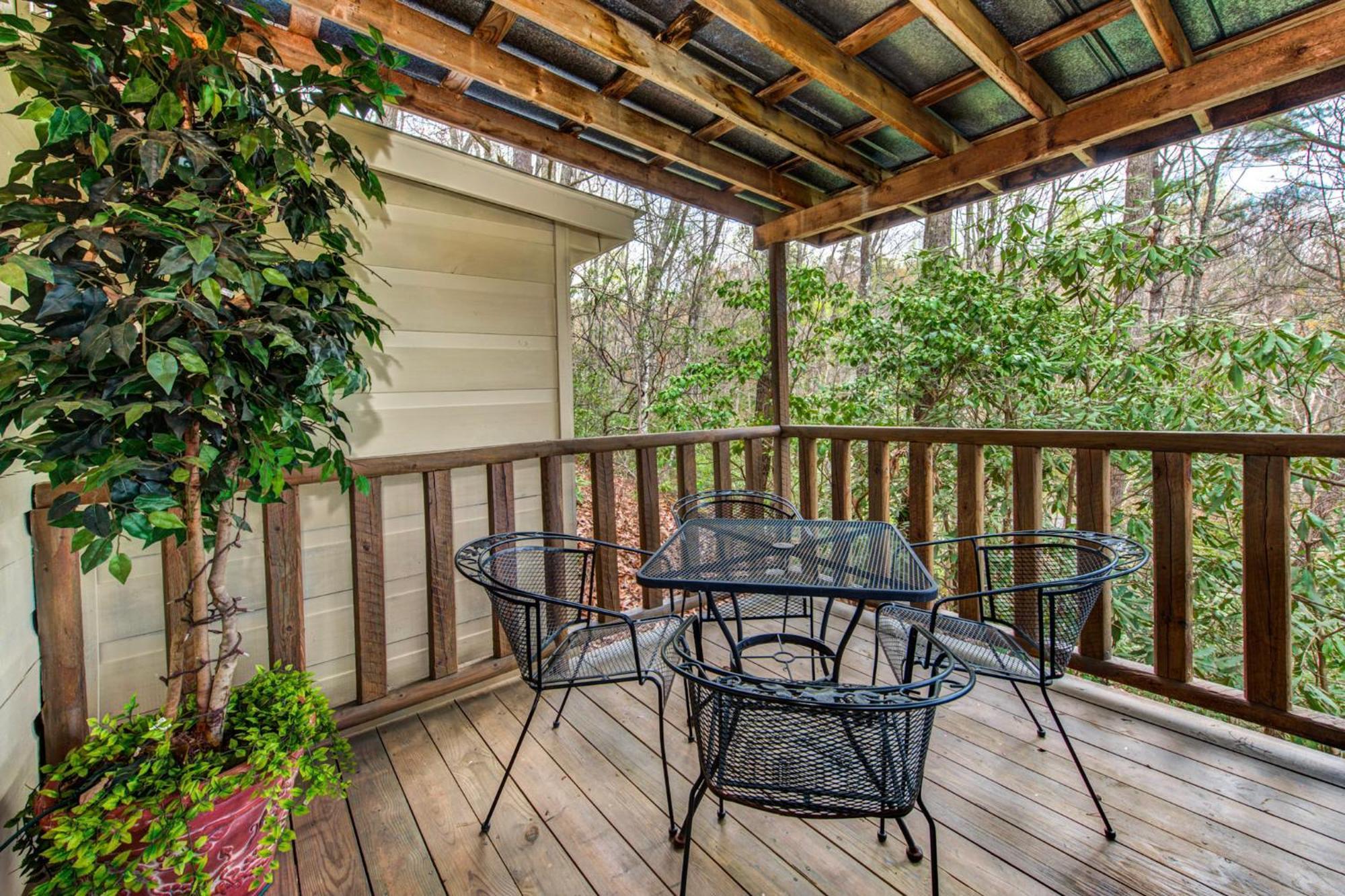 Holiday home Seclusion Retreat By Stony Brook Gatlinburg