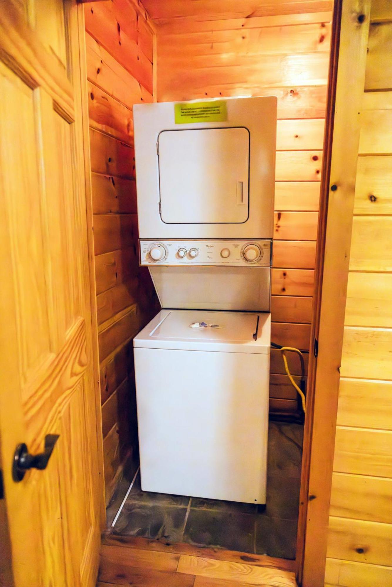 Holiday home Ole Red Retreat - 10 Minutes To & Great Smoky Mountains *