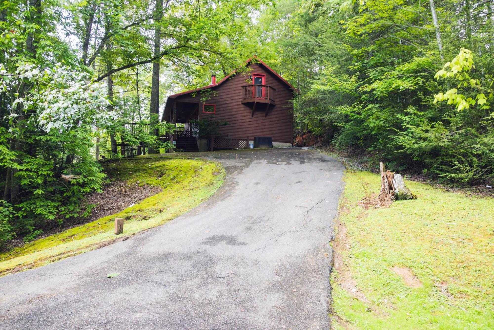 Holiday home Ole Red Retreat - 10 Minutes To & Great Smoky Mountains