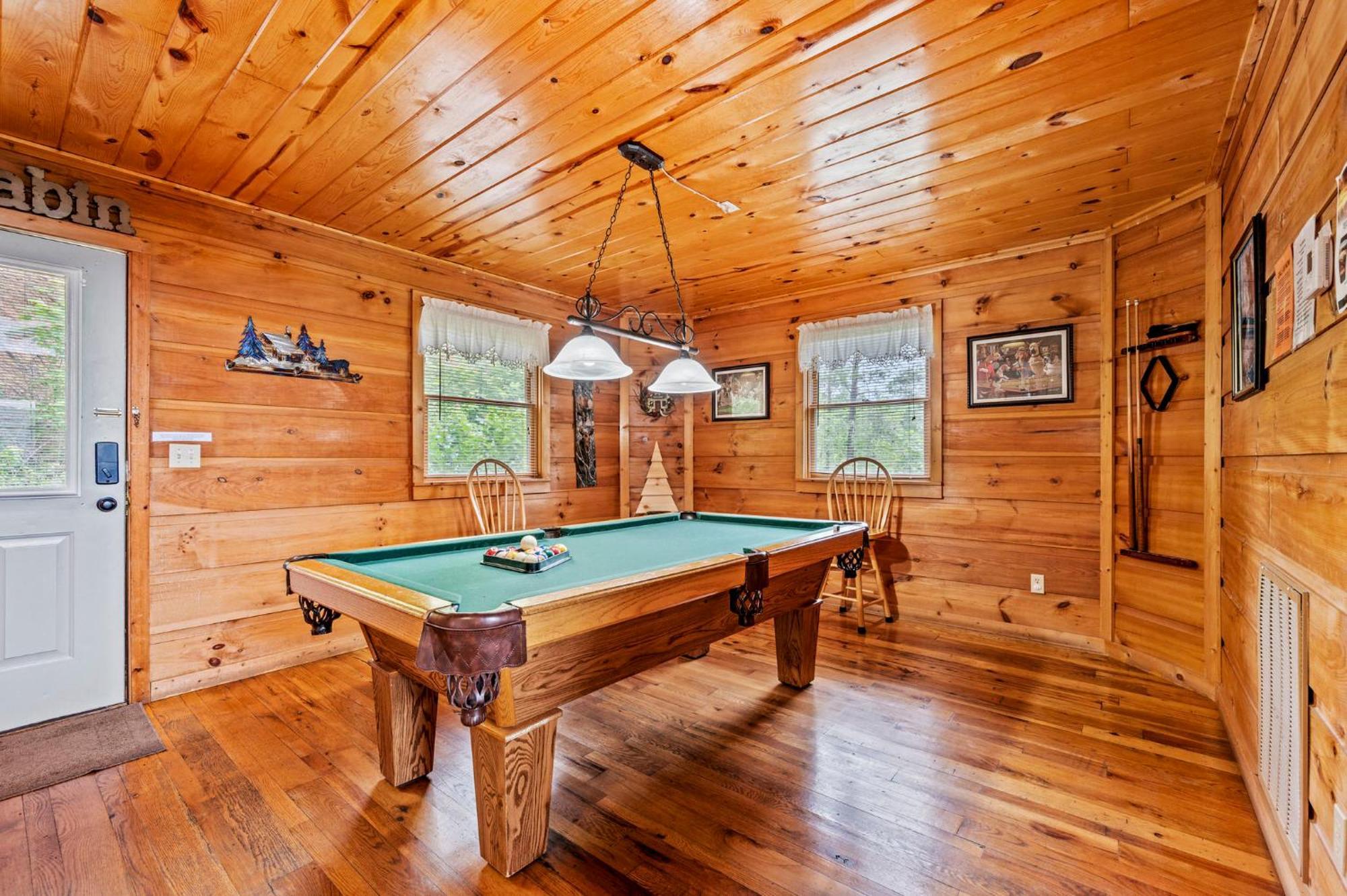 Tina Marie's * Gatlinburg