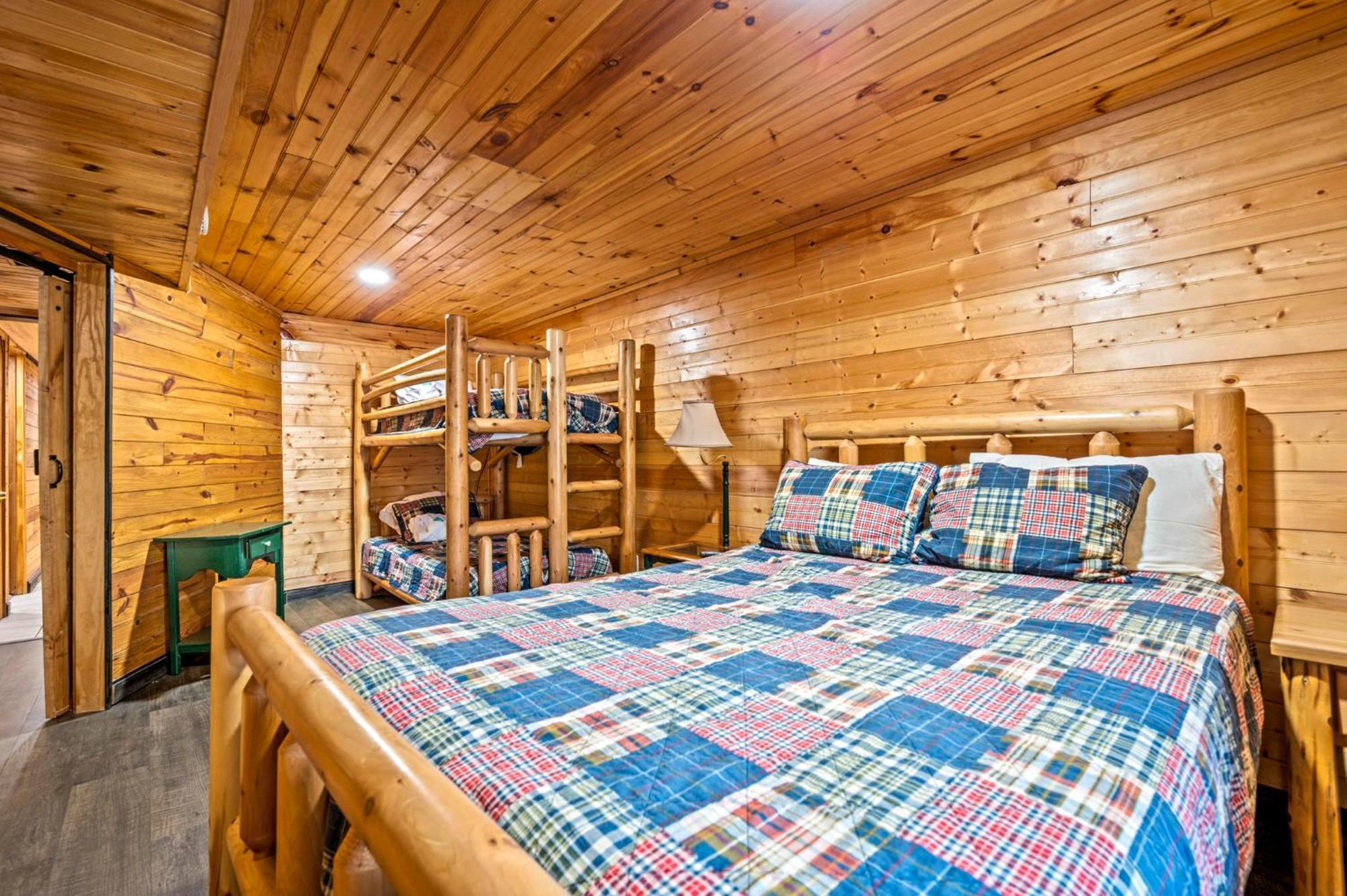 Holiday home The Swiminn Place Gatlinburg