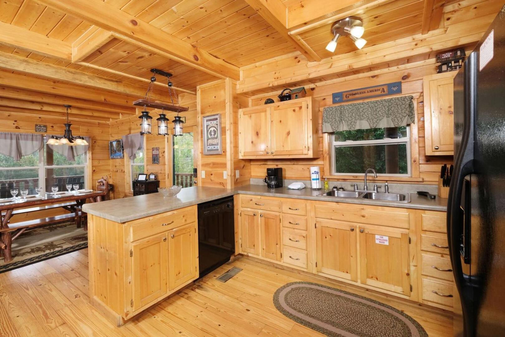 Relaxing And Secluded 2br W Stunning Views! Free Attraction Tickets *