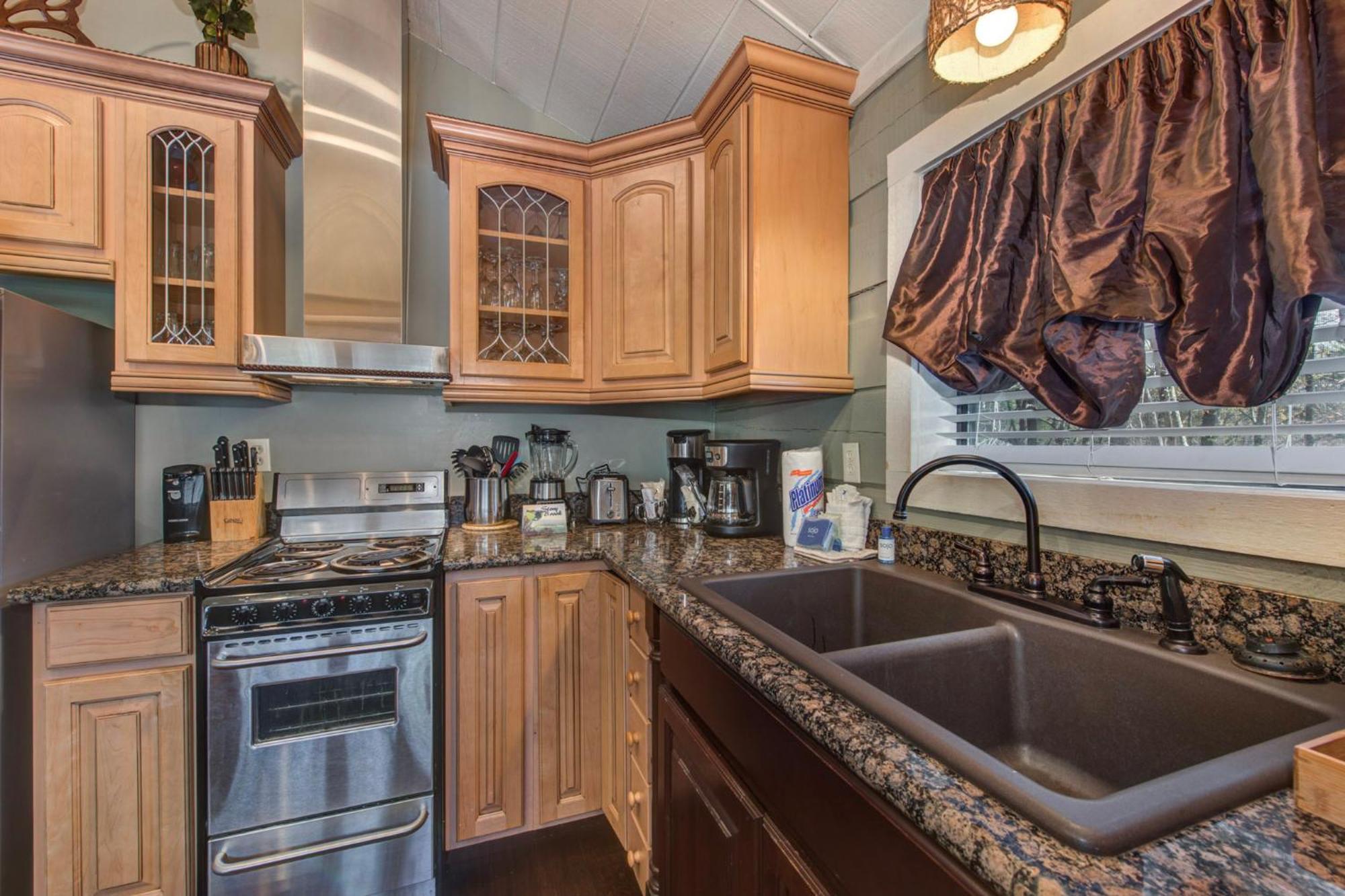 Seclusion Retreat By Stony Brook Holiday home Gatlinburg