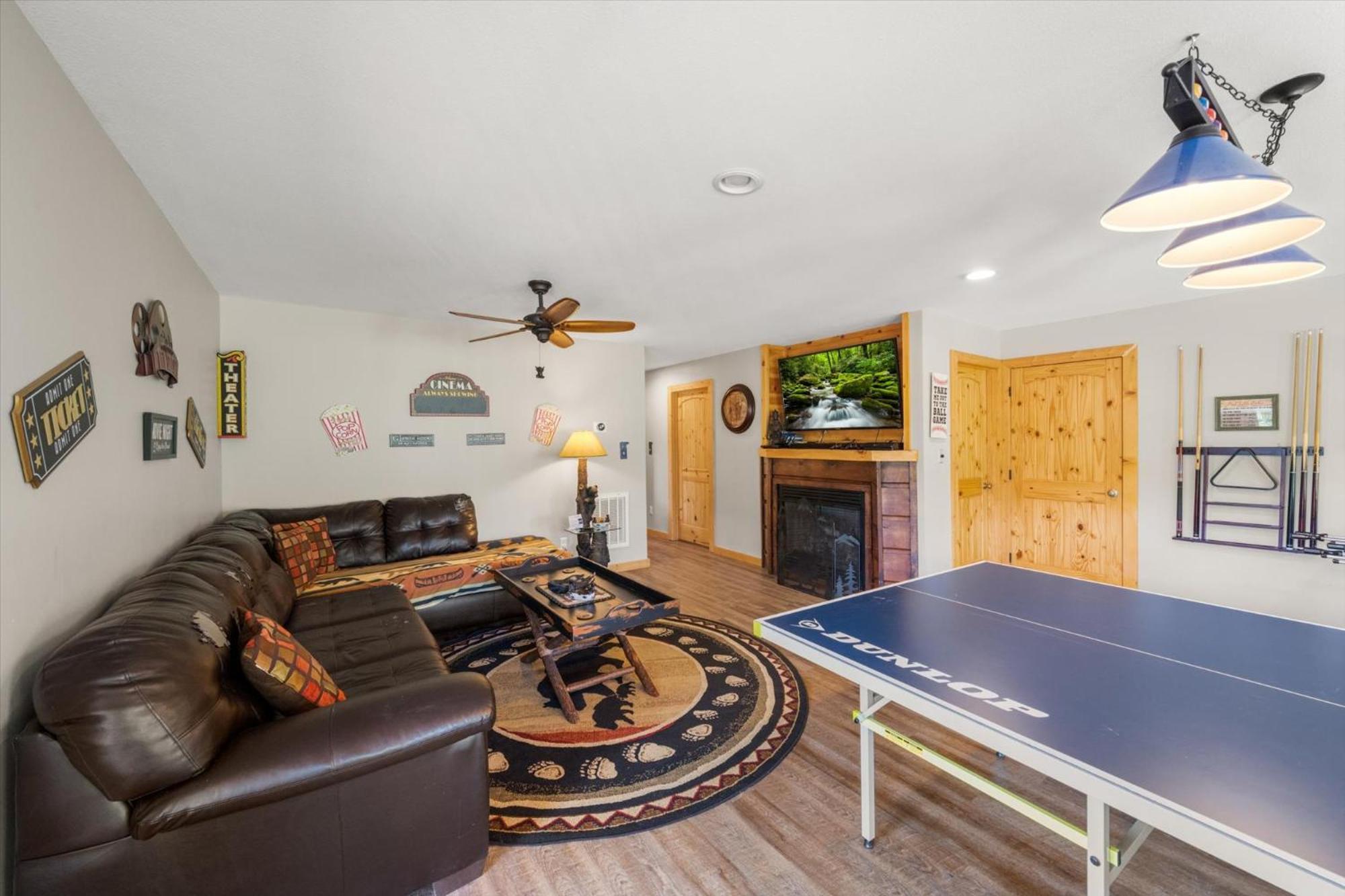 Luxurious 5br W Amazing Views Gameroom Hot Tub Free Attraction Tickets