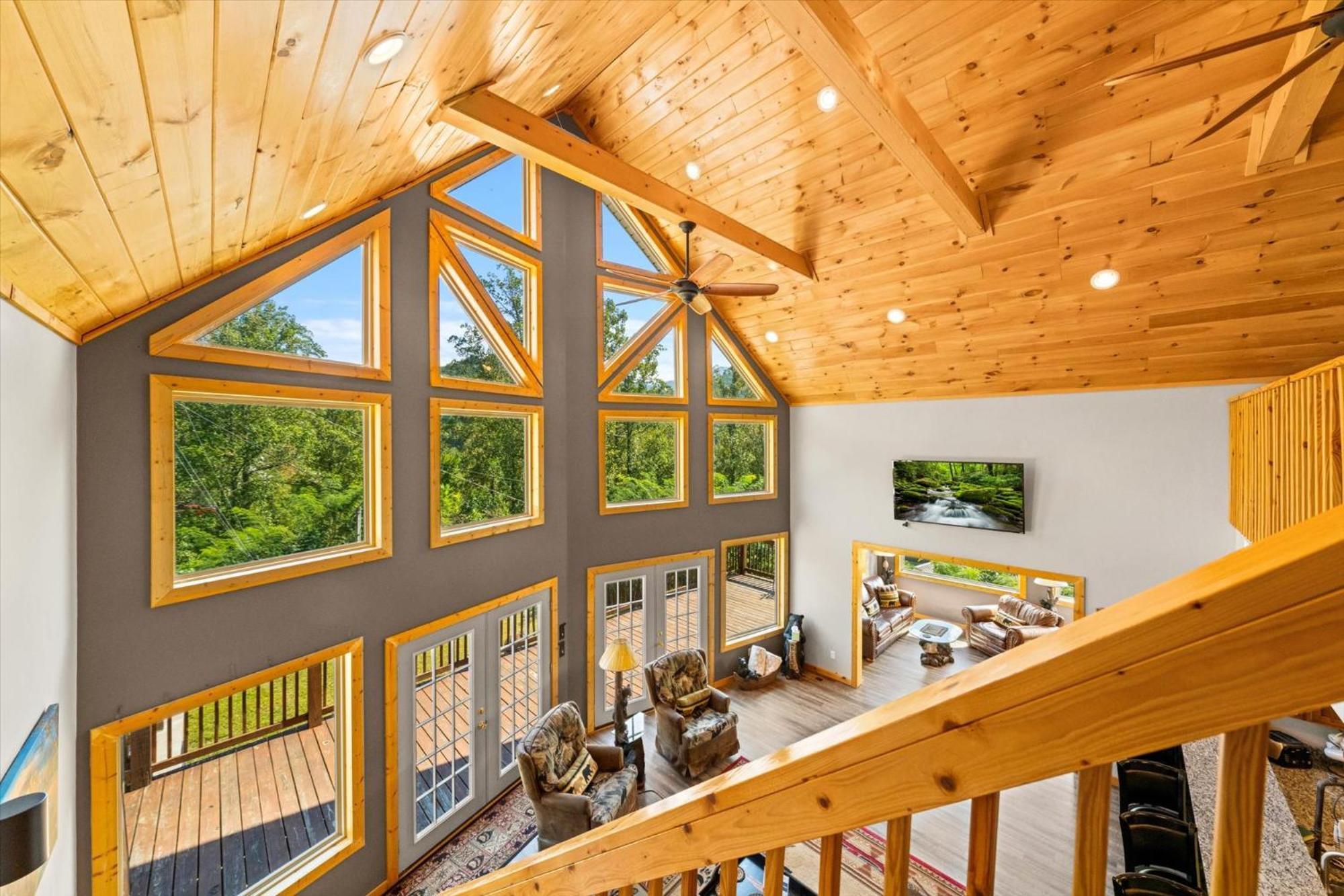 Luxurious 5br W Amazing Views Gameroom Hot Tub Free Attraction Tickets