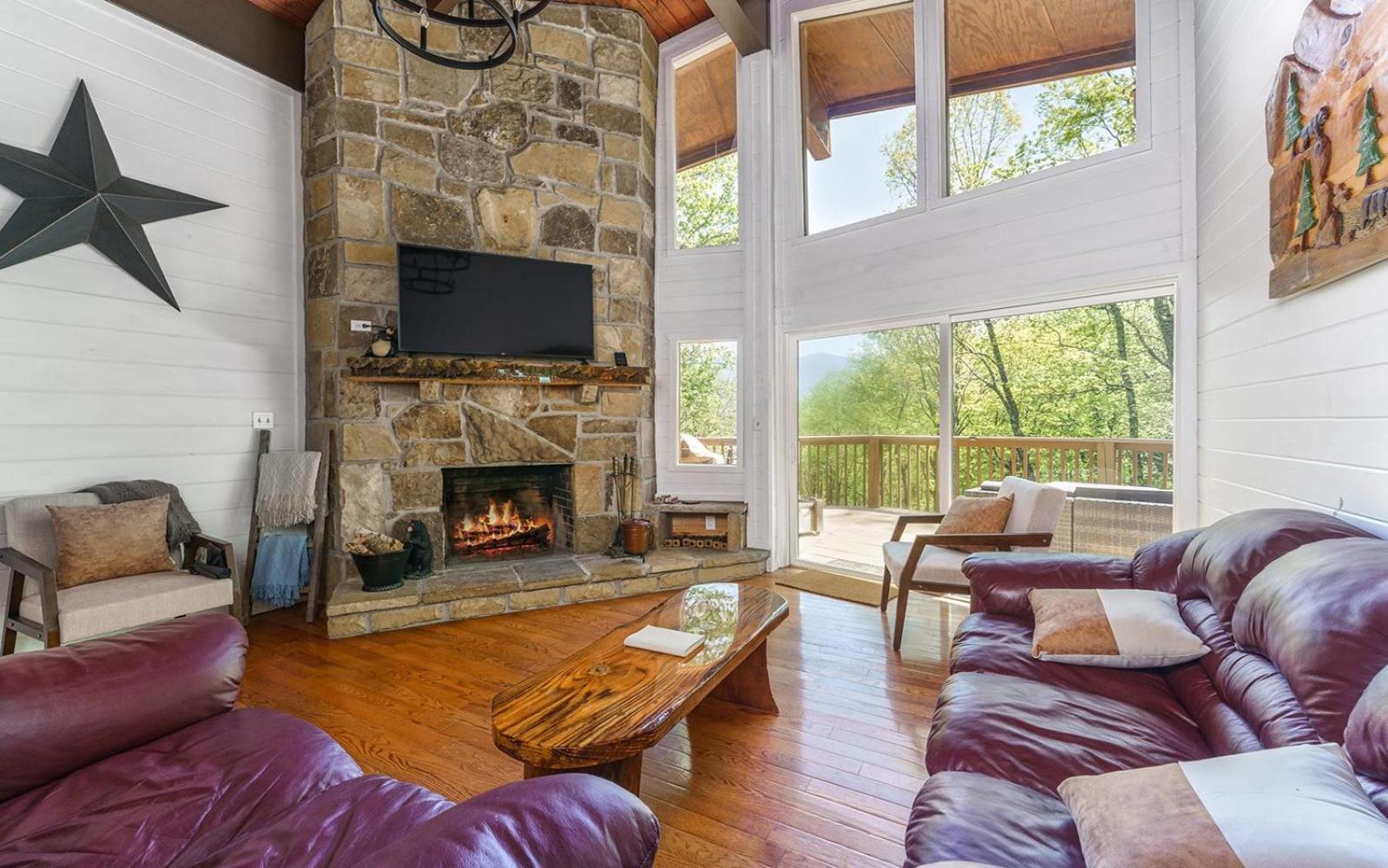 Grand Ole - Mt Viewsfireplacefirepitarcade Holiday home
