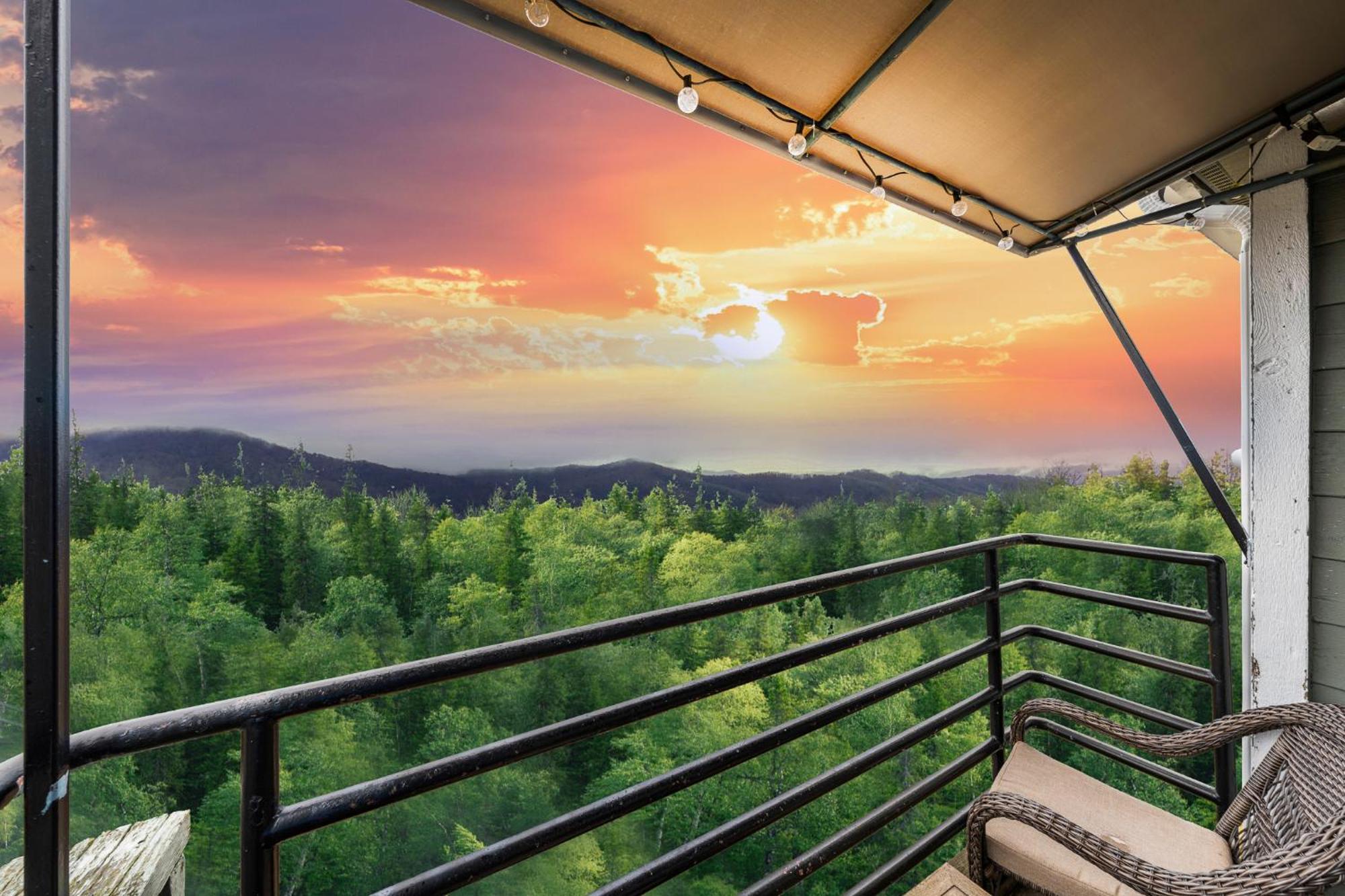 Ridgeline Mountain View * Gatlinburg