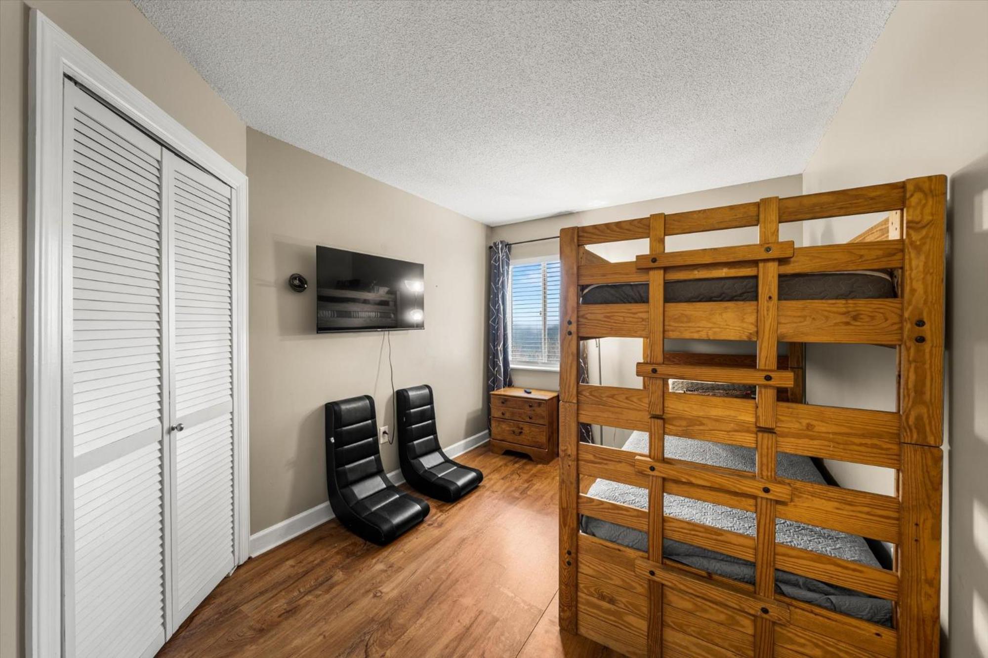 Ridgeline Mountain View Apartment Gatlinburg