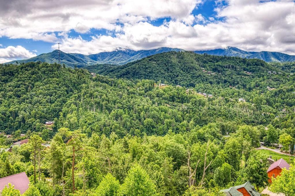 Holiday home Great Smoky View, Panoramic View, 1089 Of Free Tickets For Each Paid Day, Dollywood And Gatlinburg